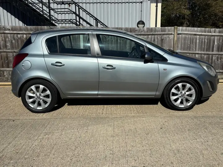 Vauxhall Corsa 2014 photo 5