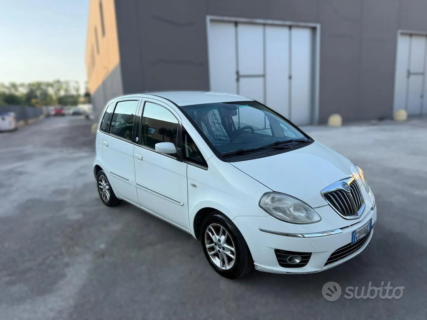 Lancia Musa 2011 photo 3