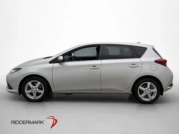 Toyota Auris 2018 photo 5