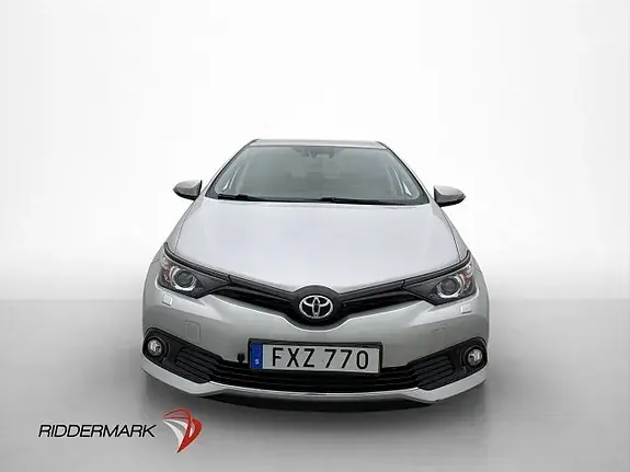 Toyota Auris 2018 photo 2