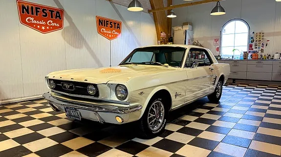 Ford Mustang 1966 photo 2