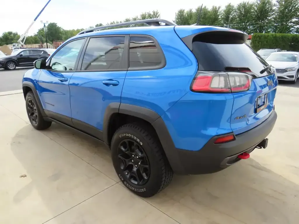 Jeep Cherokee 2022 photo 3