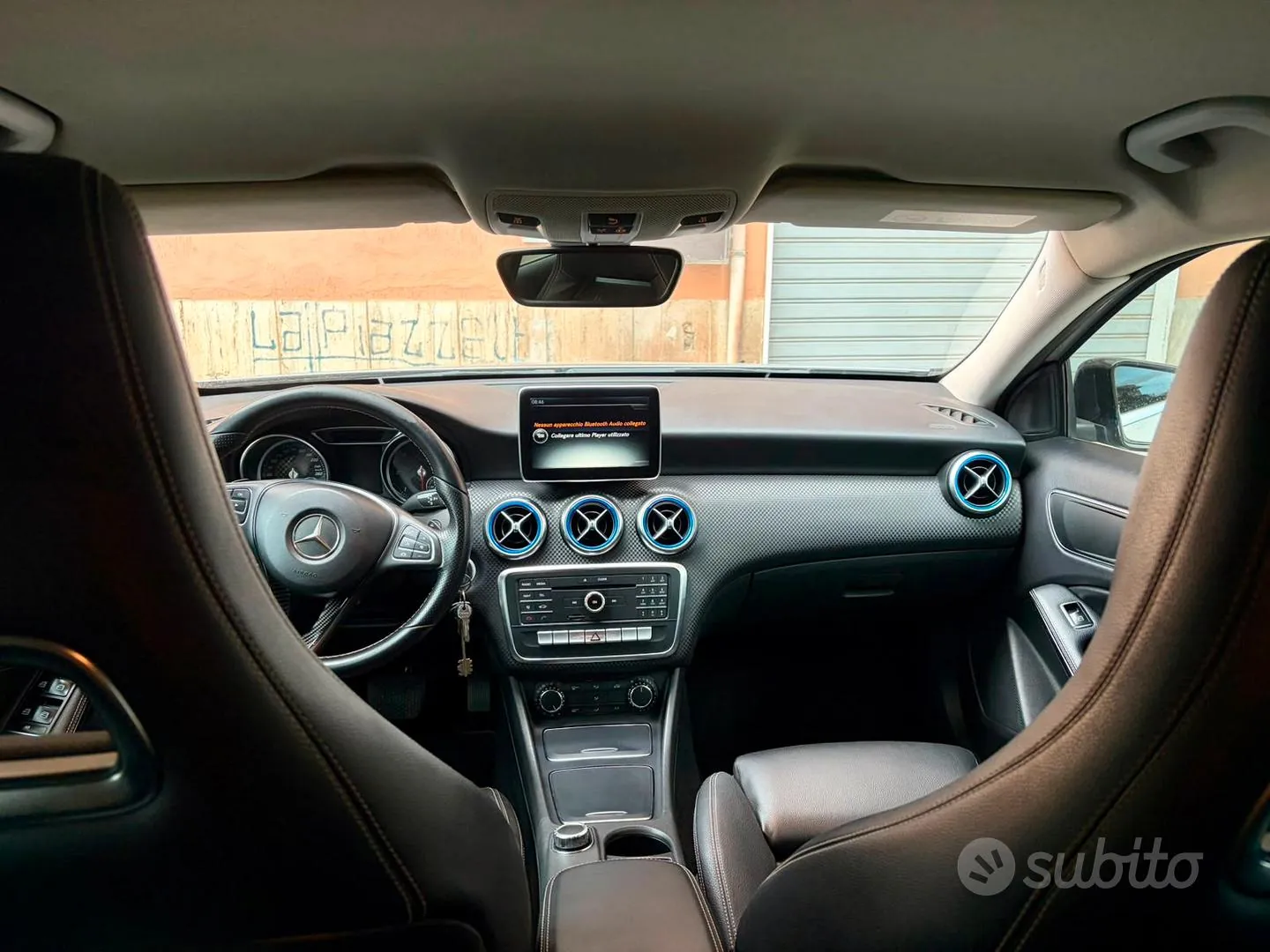 Mercedes-Benz A180D 2016 photo 2