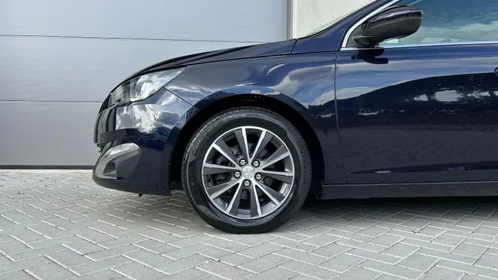 Peugeot 308 2014 photo 3