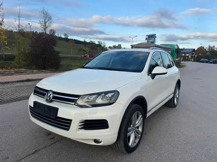 Volkswagen Touareg