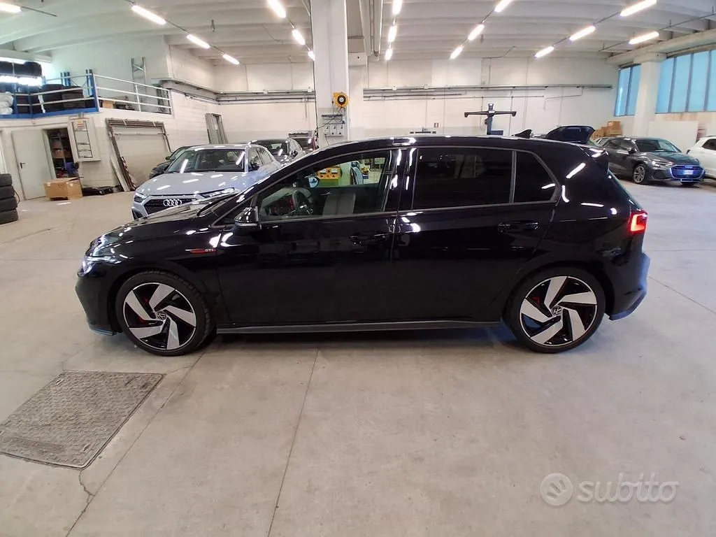 Volkswagen Golf 2022 photo 5
