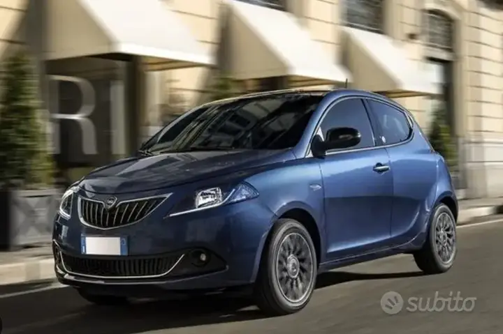 Lancia Ypsilon