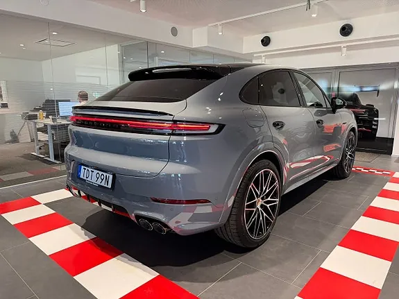 Porsche Cayenne 2026 photo 3
