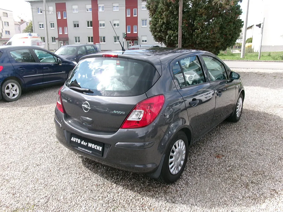 Opel Corsa 2010 photo 3