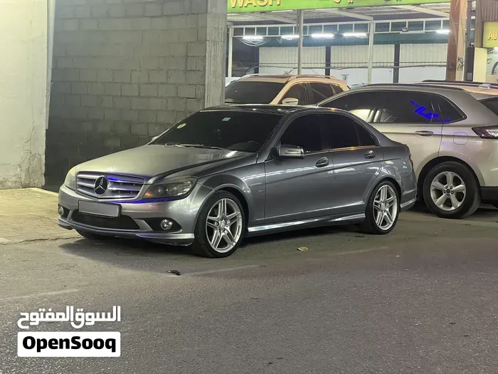 Mercedes-Benz C-Class 2010 photo 2