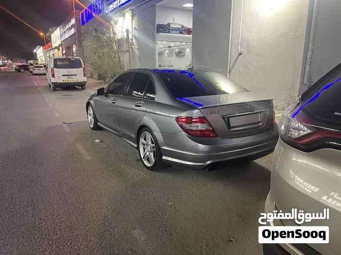 Mercedes-Benz C-Class 2010 photo 4