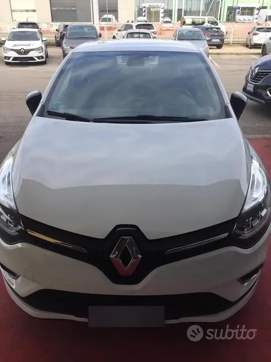 Renault Clio 2019 photo 2