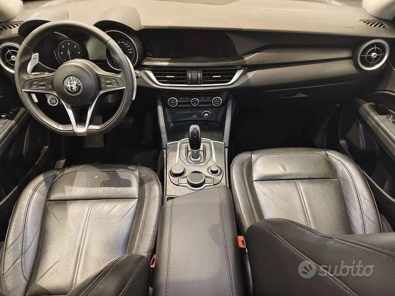 Alfa Romeo Stelvio 2017 photo 4