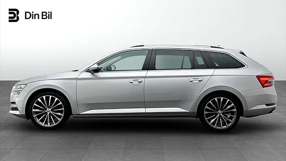 Skoda Superb 2024 photo 2