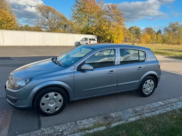 Opel Astra H