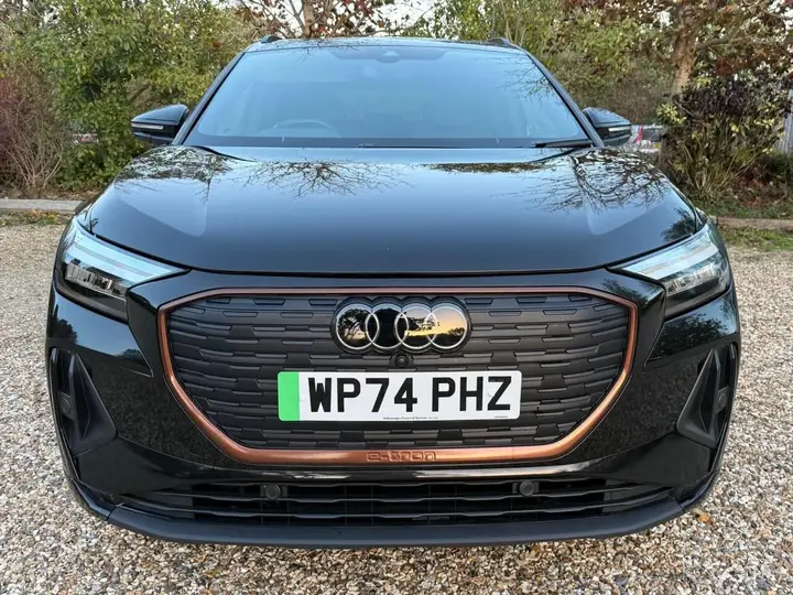 Audi Q4 E-Tron 2025 photo 4