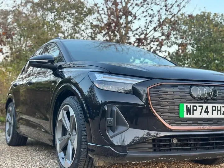 Audi Q4 E-Tron 2025 photo 3