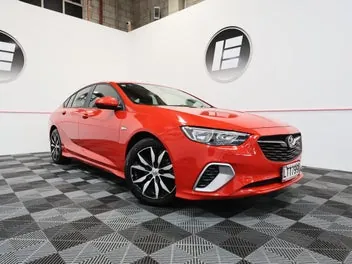 Holden Commodore 2018 photo 2