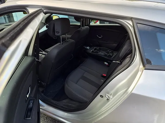 Renault Megane Iii 2011 photo 5