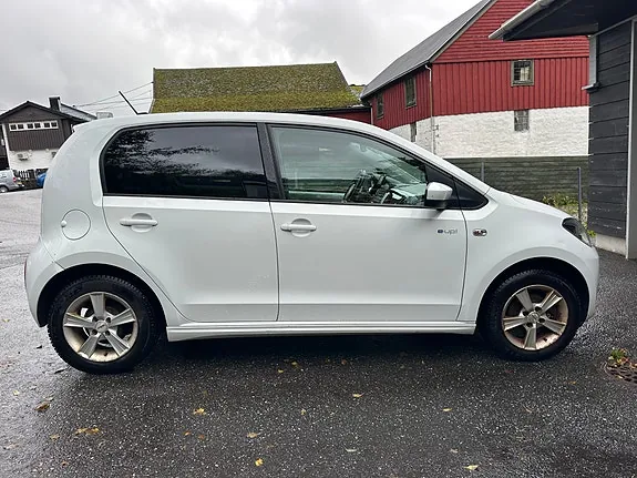 Volkswagen E-Up! 2014 photo 4