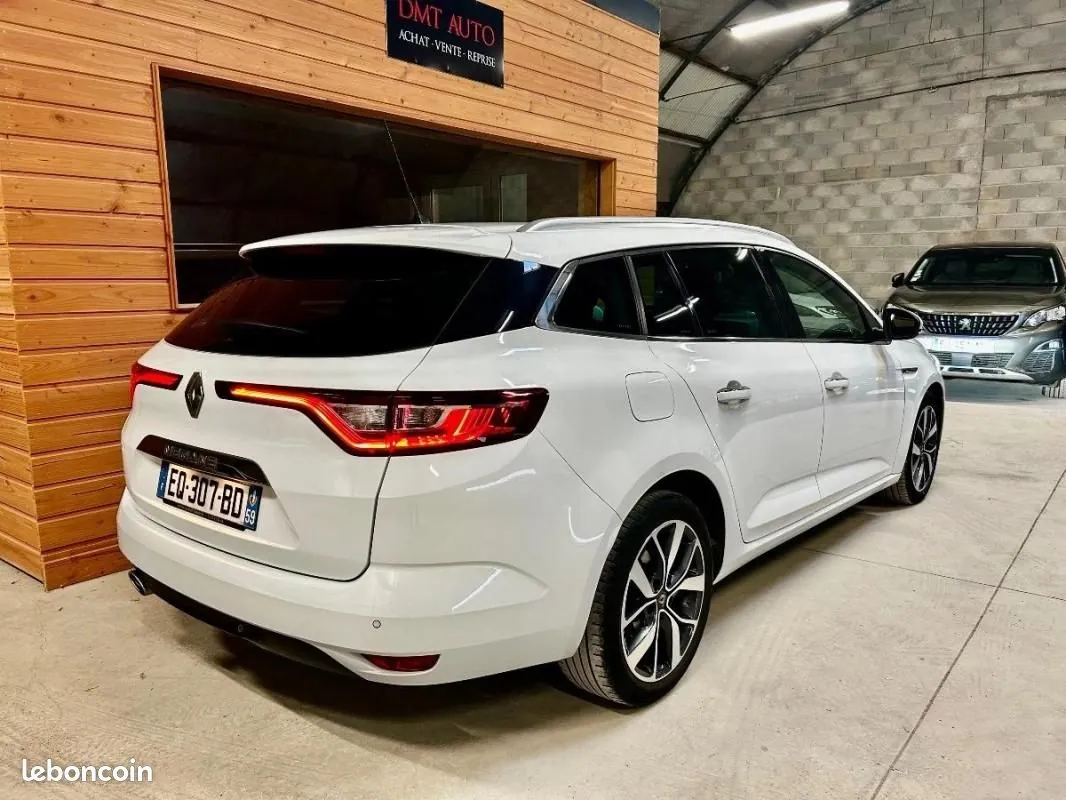 Renault Megane 2017 photo 3