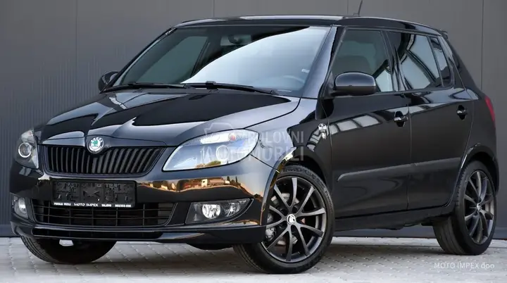 Skoda Fabia 2012 photo 3