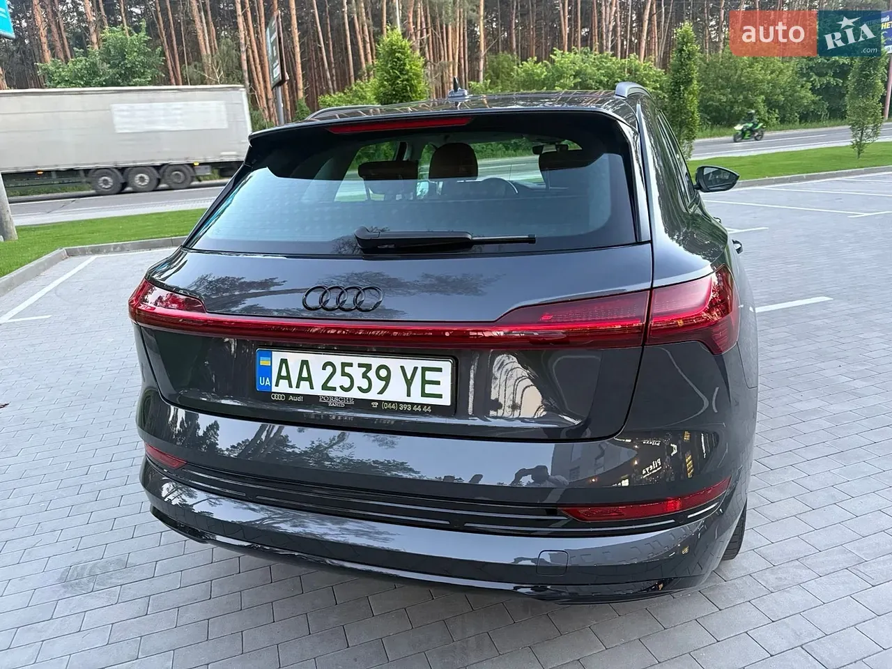 Audi E-Tron 2022 photo 5