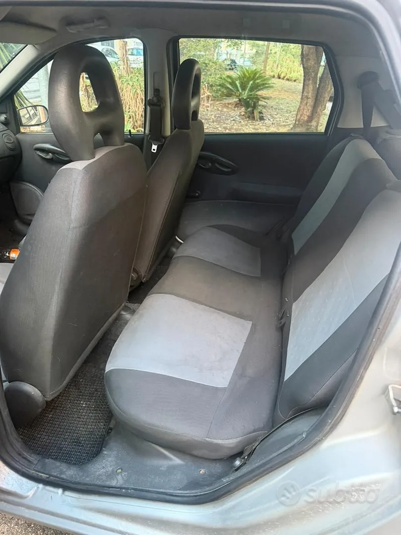Fiat Punto 2005 photo 5
