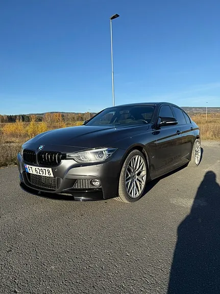 BMW 330E