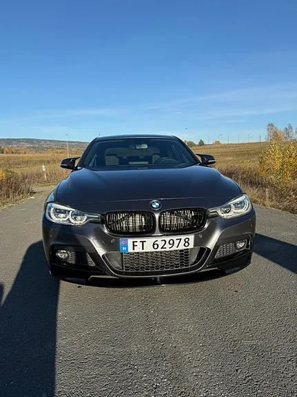 BMW 330E 2018 photo 2