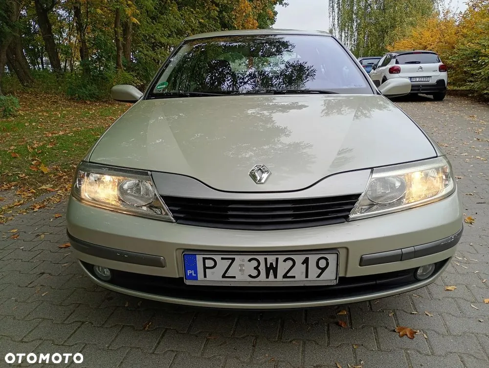 Renault Laguna 2004 photo 2