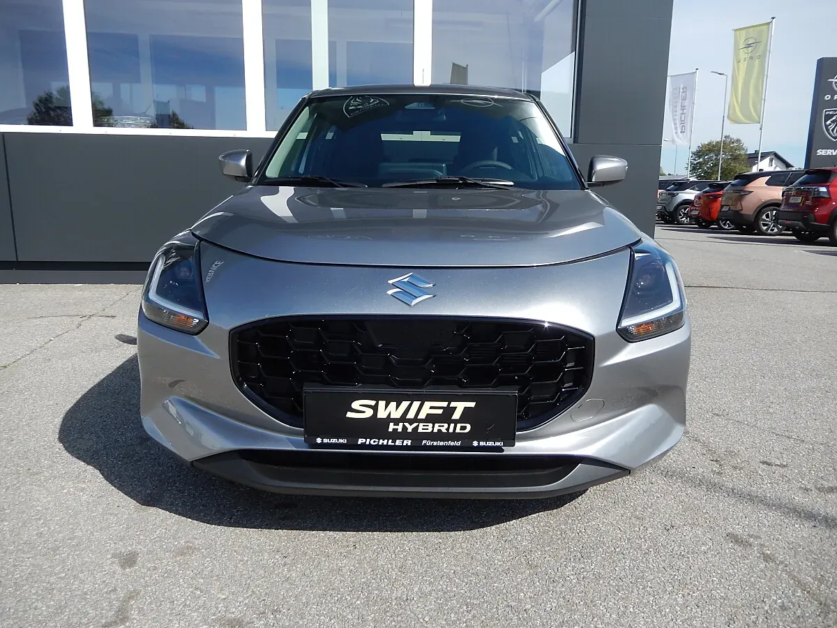 Suzuki Swift photo 2
