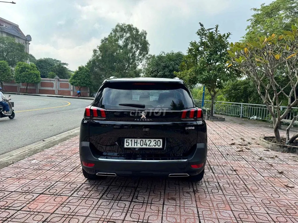 Peugeot 5008 2019 photo 5
