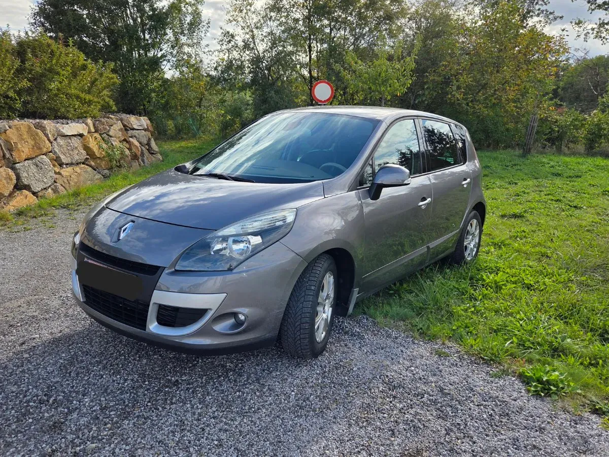 Renault Scenic 2010 photo 2