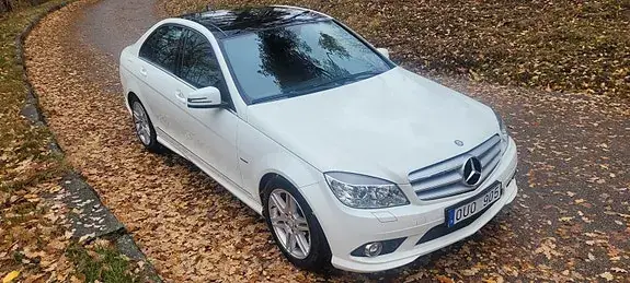 Mercedes-Benz C180 2010 photo 2