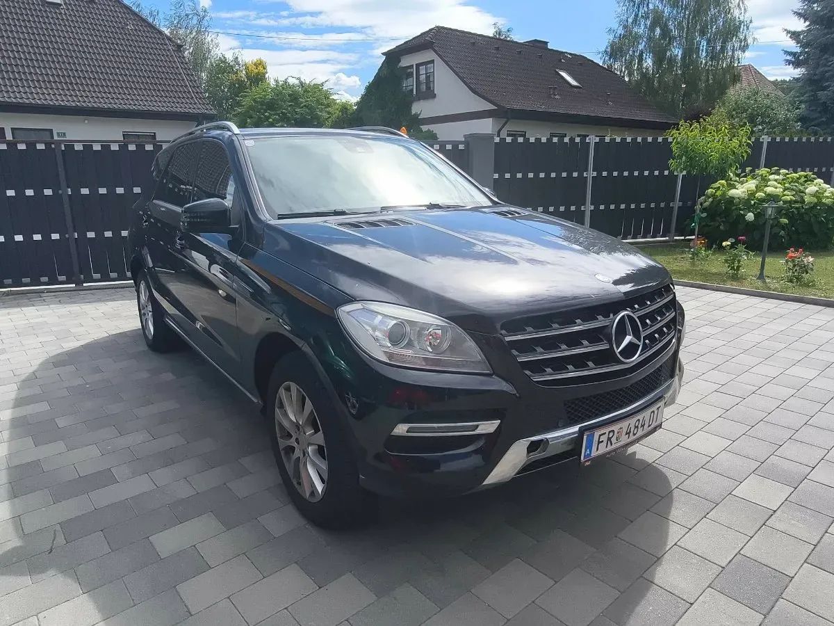 Mercedes-Benz M-Class 2013 photo 3