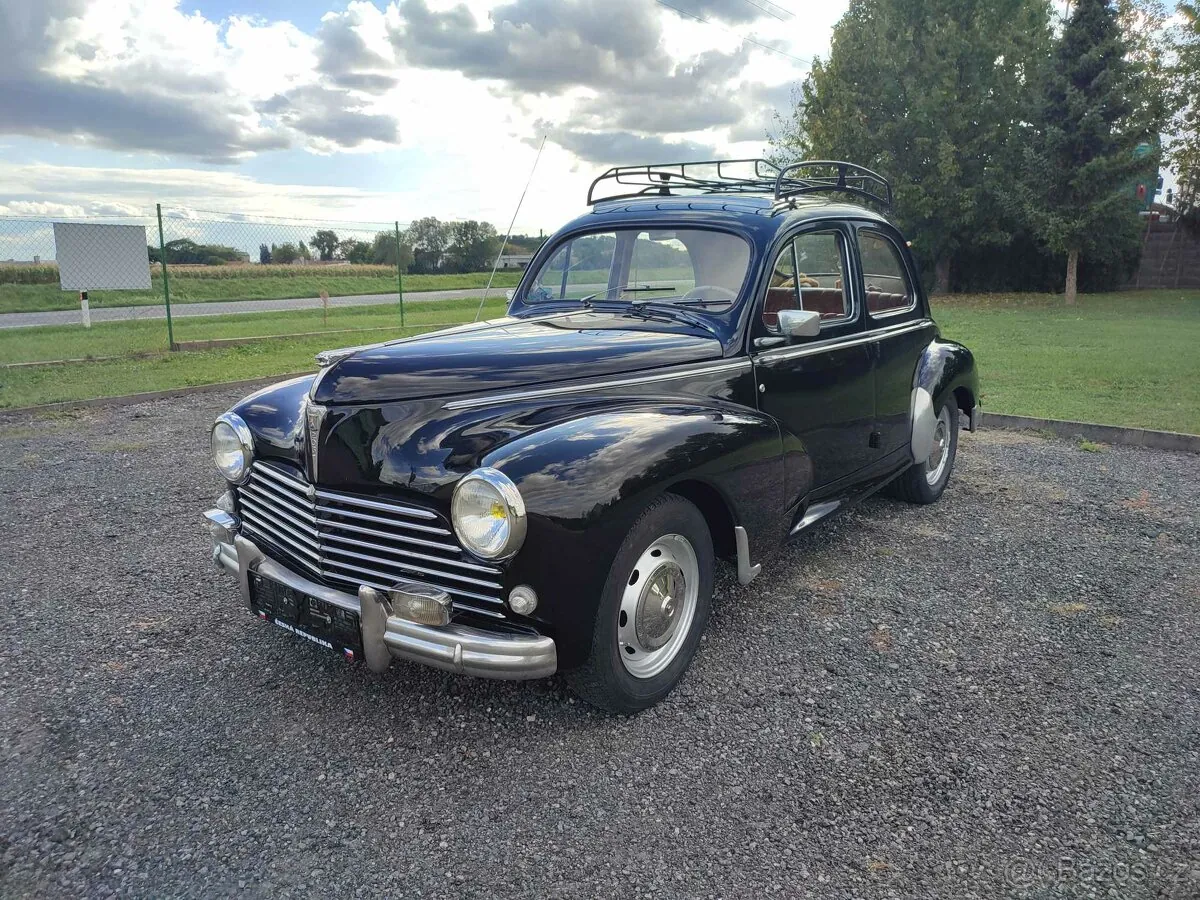 Peugeot 203 1954 photo 5