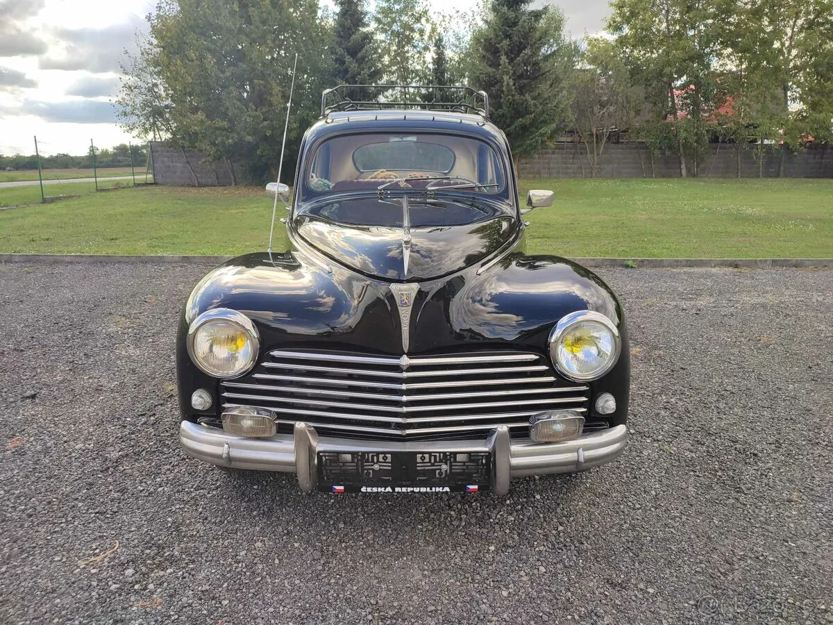 Peugeot 203 1954 photo 4