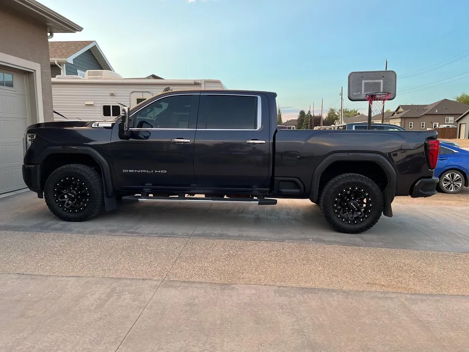 GMC Sierra 3500Hd 2024 photo 4