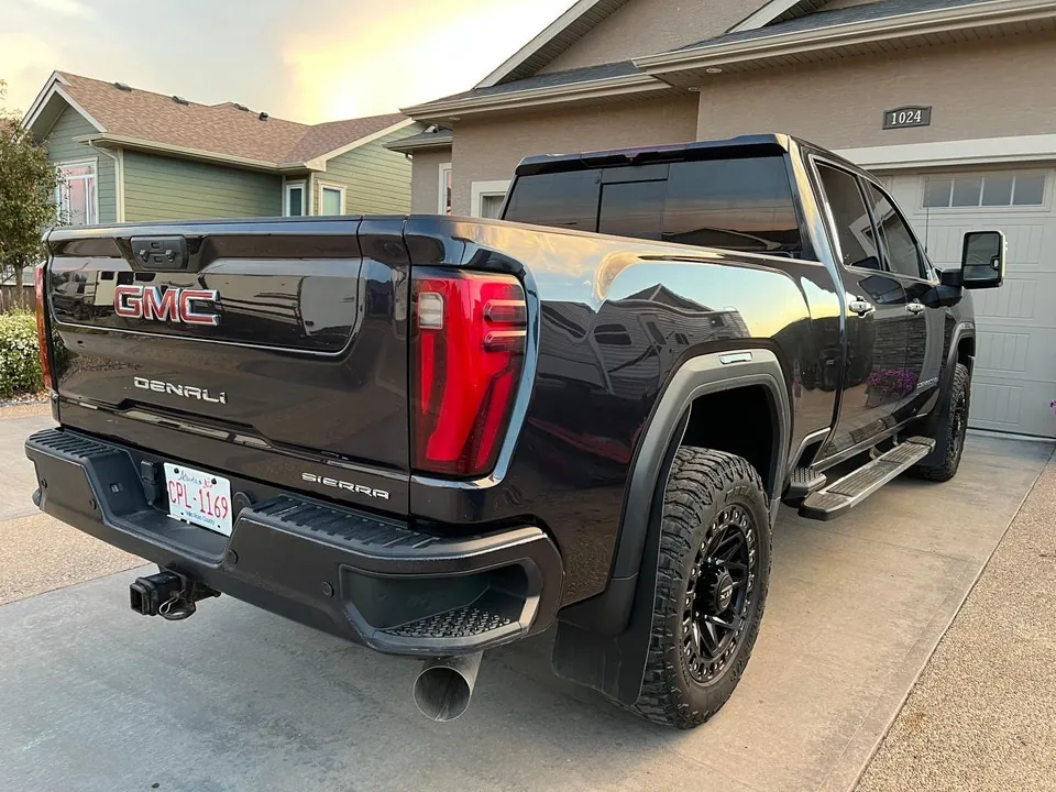 GMC Sierra 3500Hd 2024 photo 2