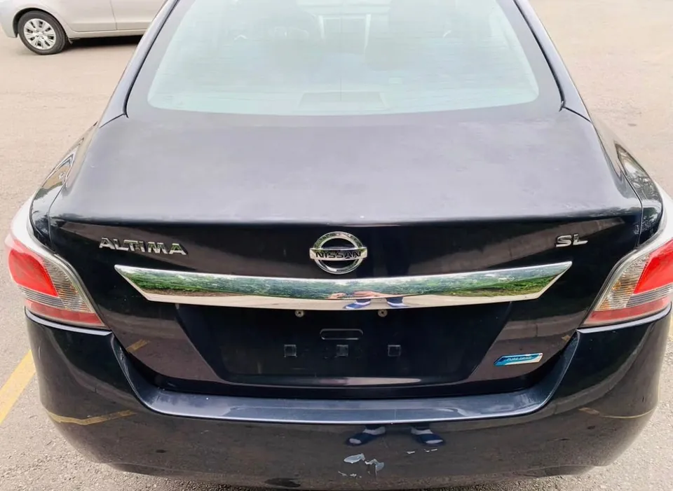 Nissan Altima 2014 photo 2
