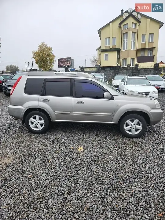 Nissan X-Trail 2006 photo 3