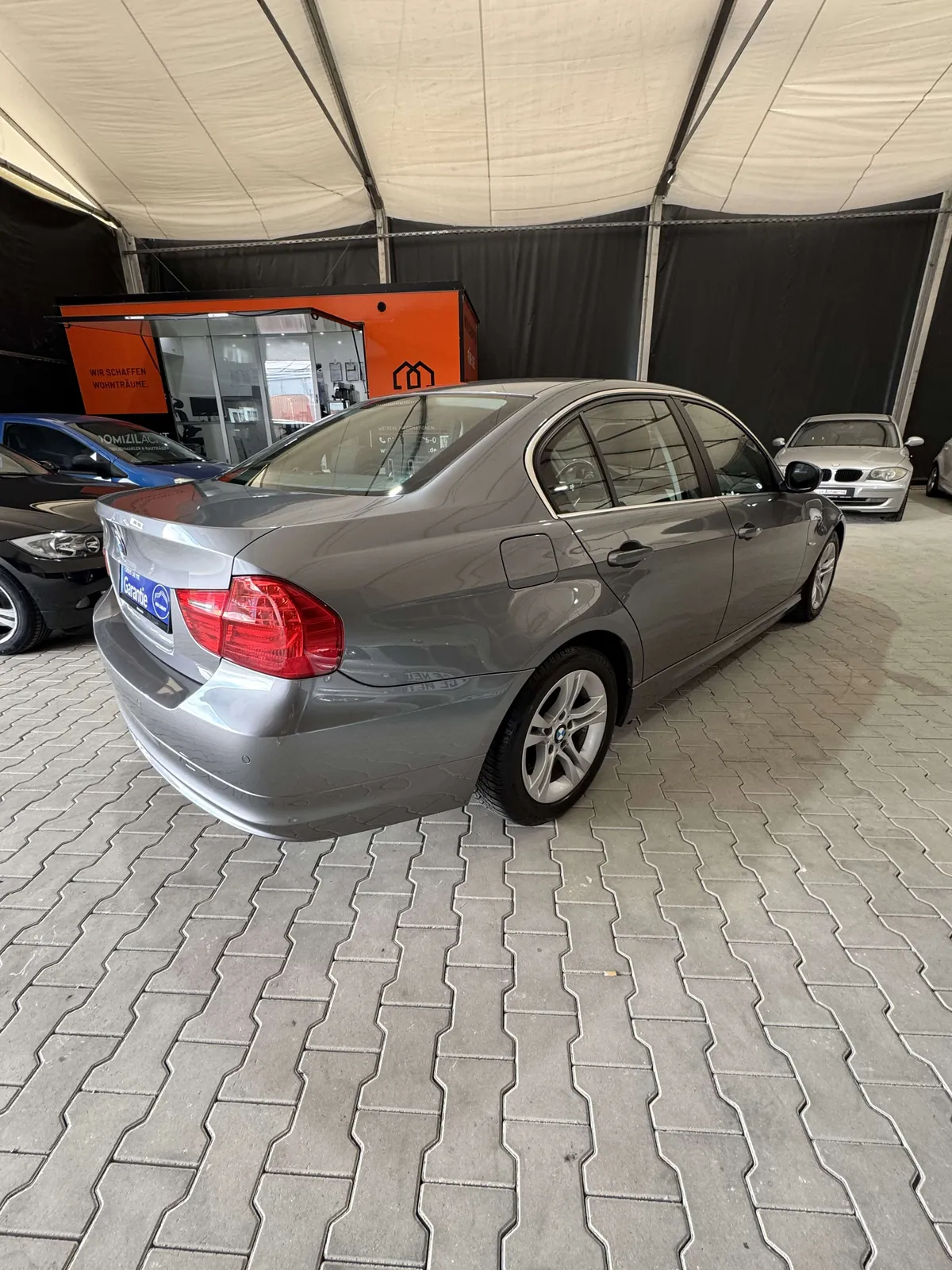 BMW 325I 2009 photo 4