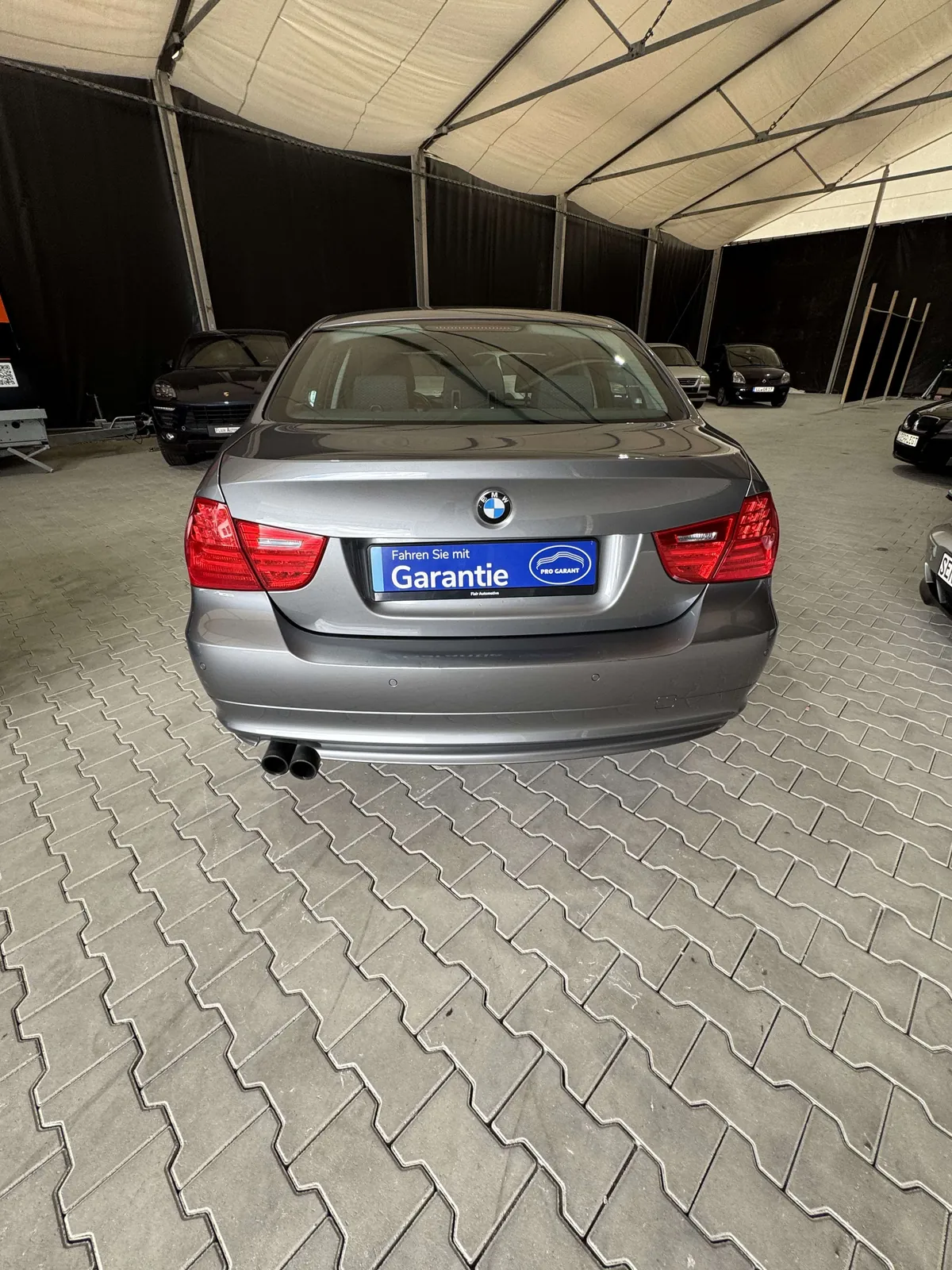 BMW 325I 2009 photo 5