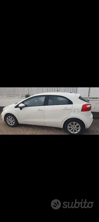 Kia Rio 2013 photo 3