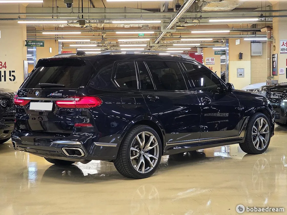 BMW X7 2022 photo 3