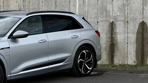 Audi E-Tron 2022 photo 4