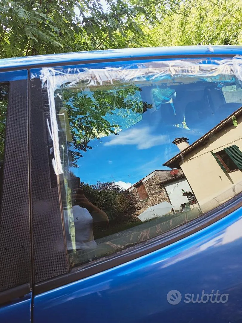 Mercedes-Benz A 2000 photo 2
