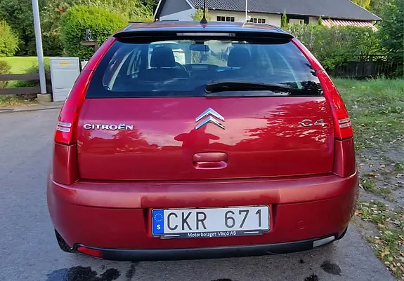 Citroen C4 2010 photo 2