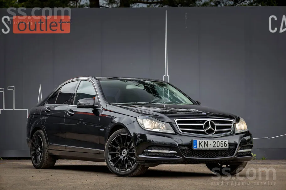 Mercedes-Benz C200 2010 photo 3